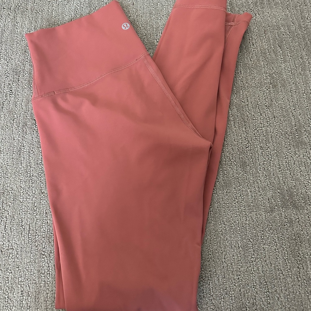 Lululemon Wunder Under Brier Rose, size 6 28”